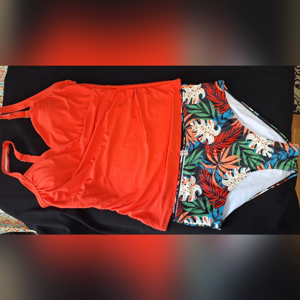 Ladies bathing suit